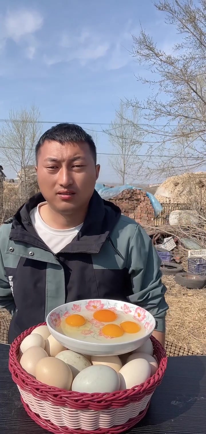 揭秘农村鸡蛋真相,透红鸡蛋为何罕见?