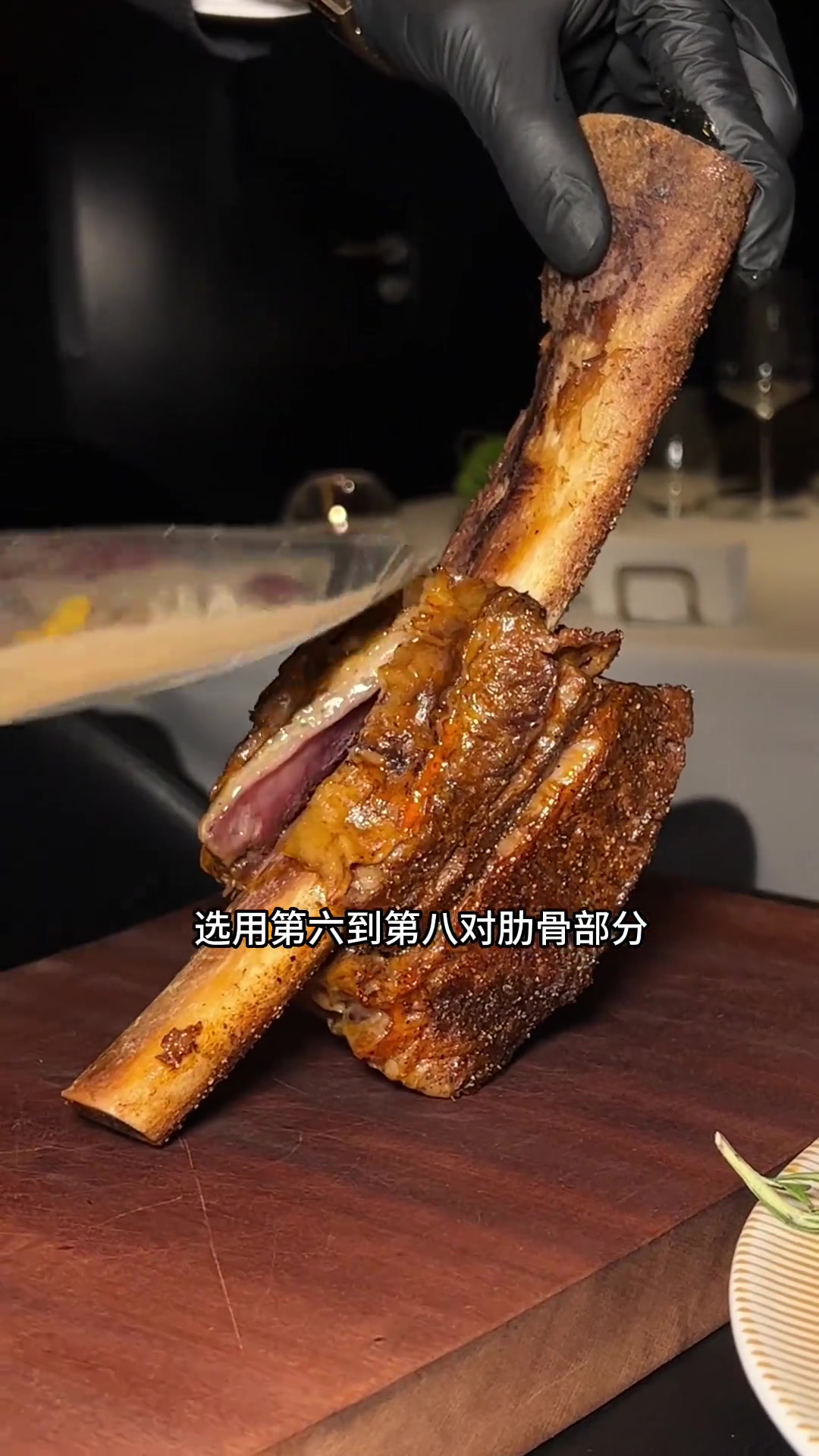 带女朋友去网红店,带老婆去云端!大女主自己犒劳自己在上海中心吃The Wang新菜单!