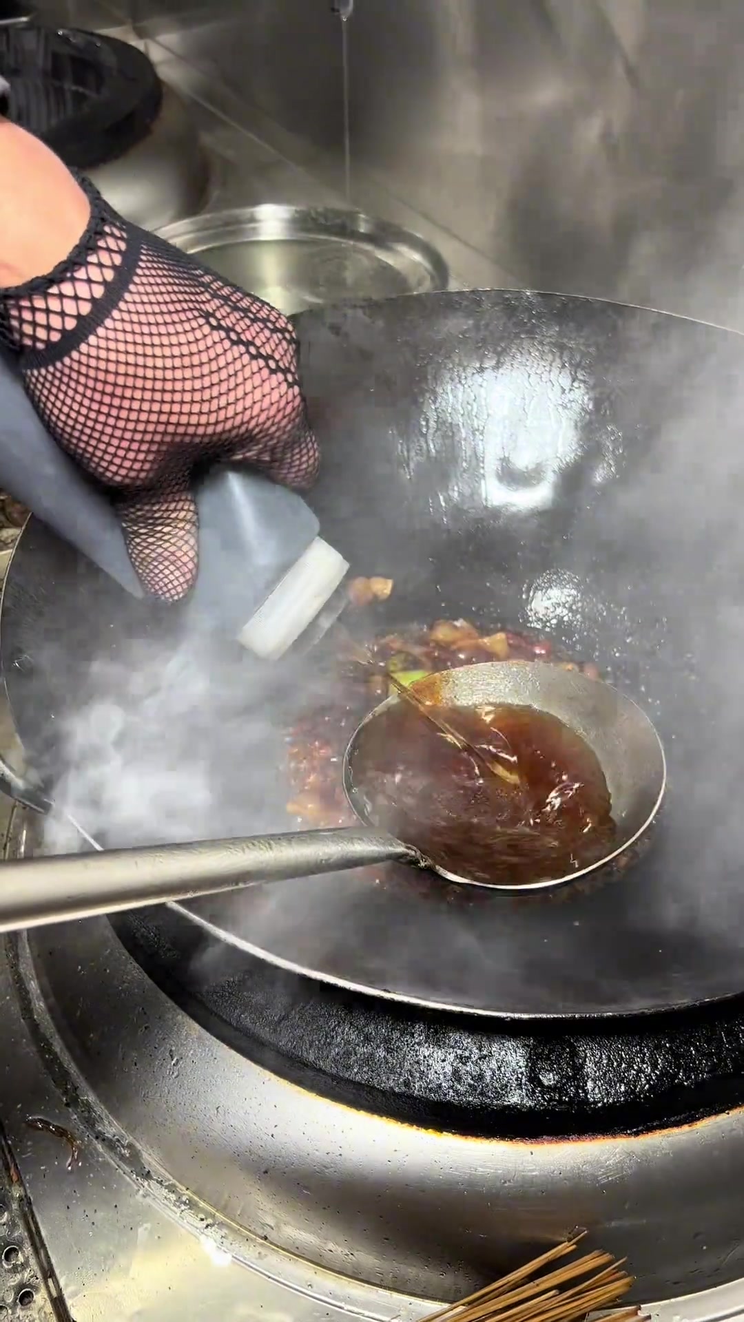 红烧鲫鱼,家常美味做法分享