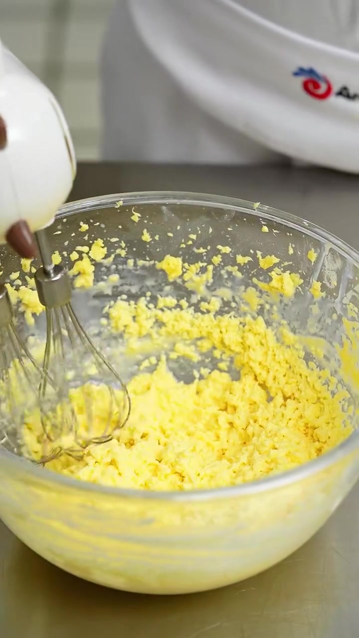 听说这是英女王钟爱的下午茶甜点?30分钟教你在家复刻