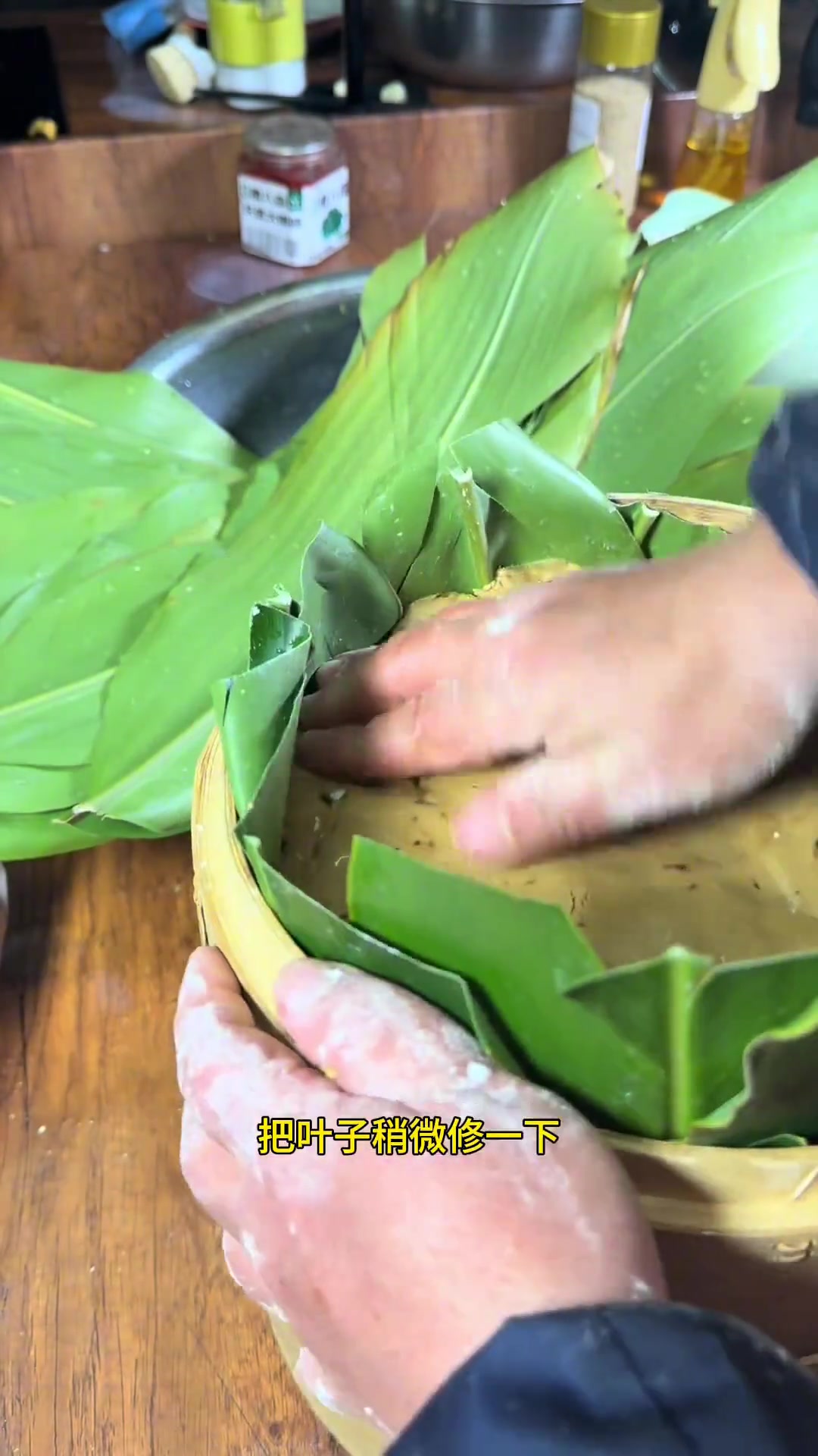 这不,白、红糖年糕来了