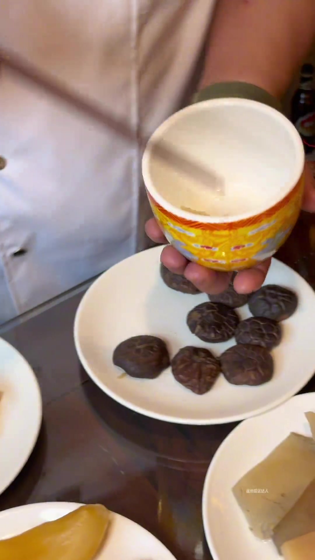 福州非遗美食之佛跳墙!888一份!你们觉得值吗?福州人,到家了开饭啦!