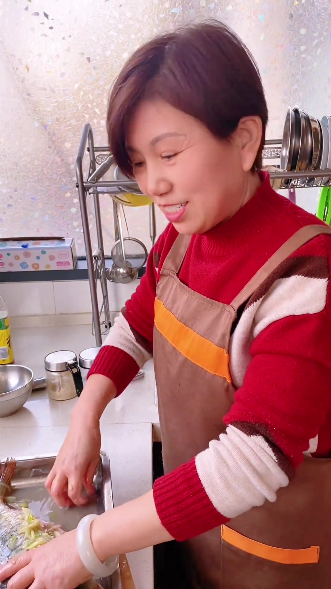 c位主菜!糖醋鲤鱼,比饭店还好吃!