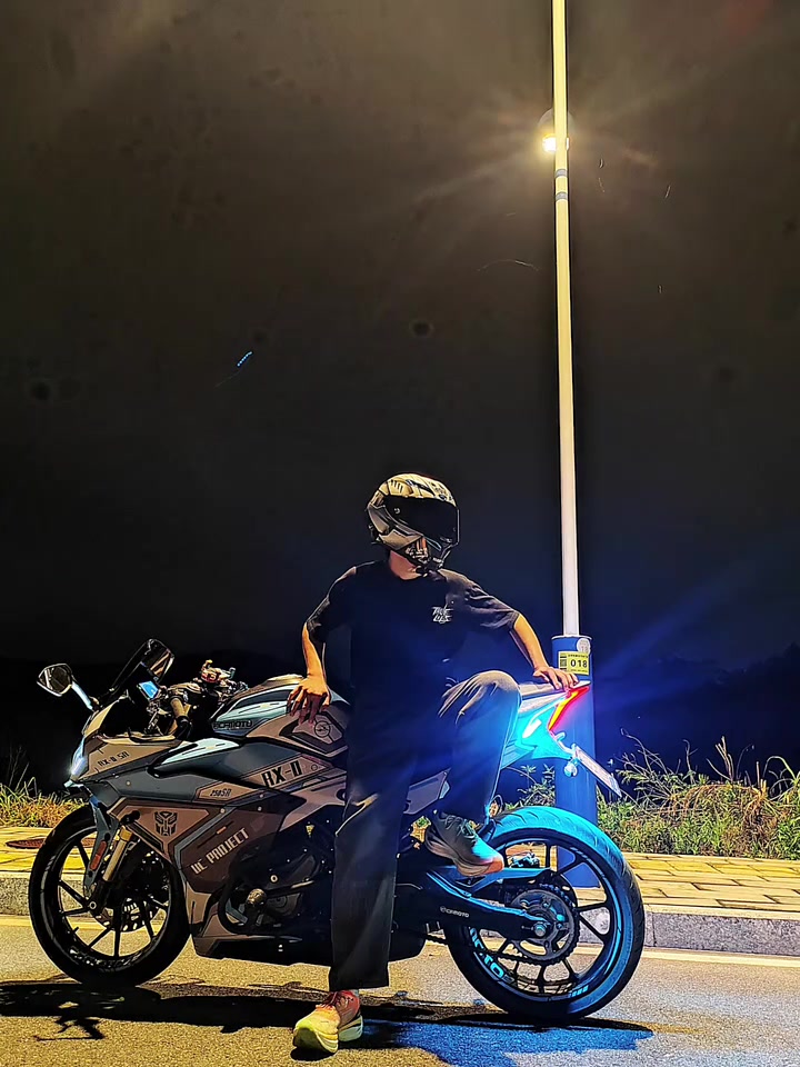 二手车贩子的心声 1辆车1万元收回来卖你1.08你永远只记得我赚你800块 但你永远不会知