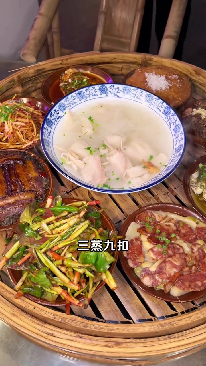 走人户,以前在乡下走人户,吃的就是这种碗碗菜,巴适的很