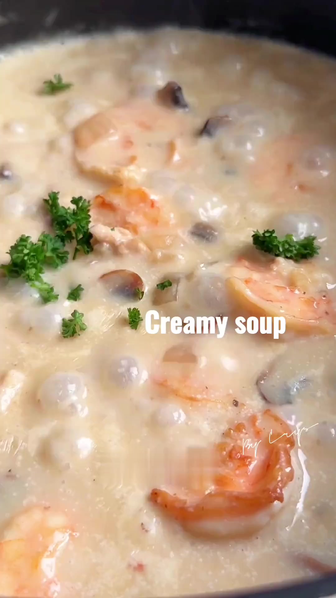 奶油鲜虾蘑菇汤,鲜香柔滑,快来尝尝～