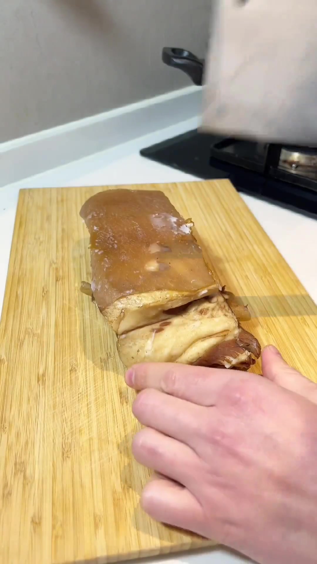 苏州红汤焖肉面,酥而不散,口口销魂!