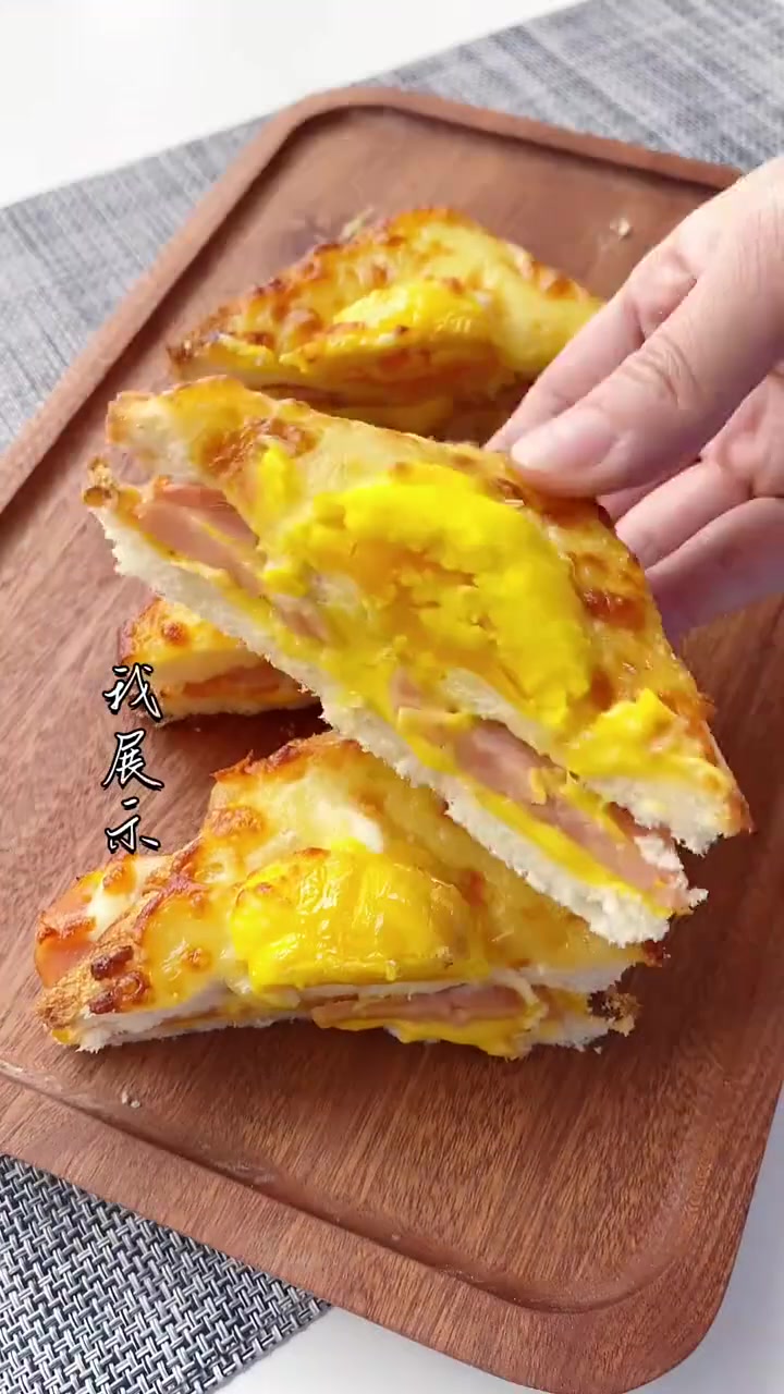 超简单省时的鸡蛋吐司三明治 你学会了吗 三明治