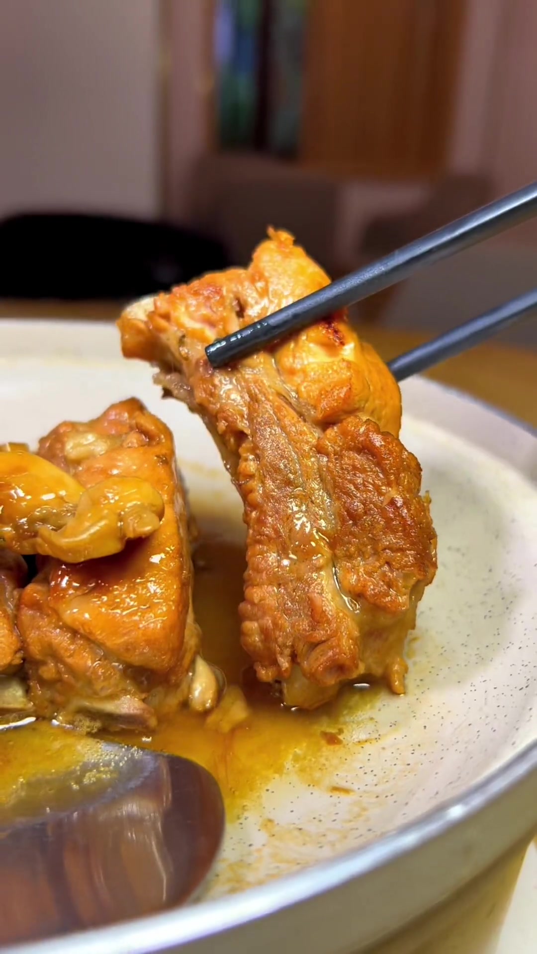 真的是伴着我们长大的餐厅～每一道都是妥妥的古早味～