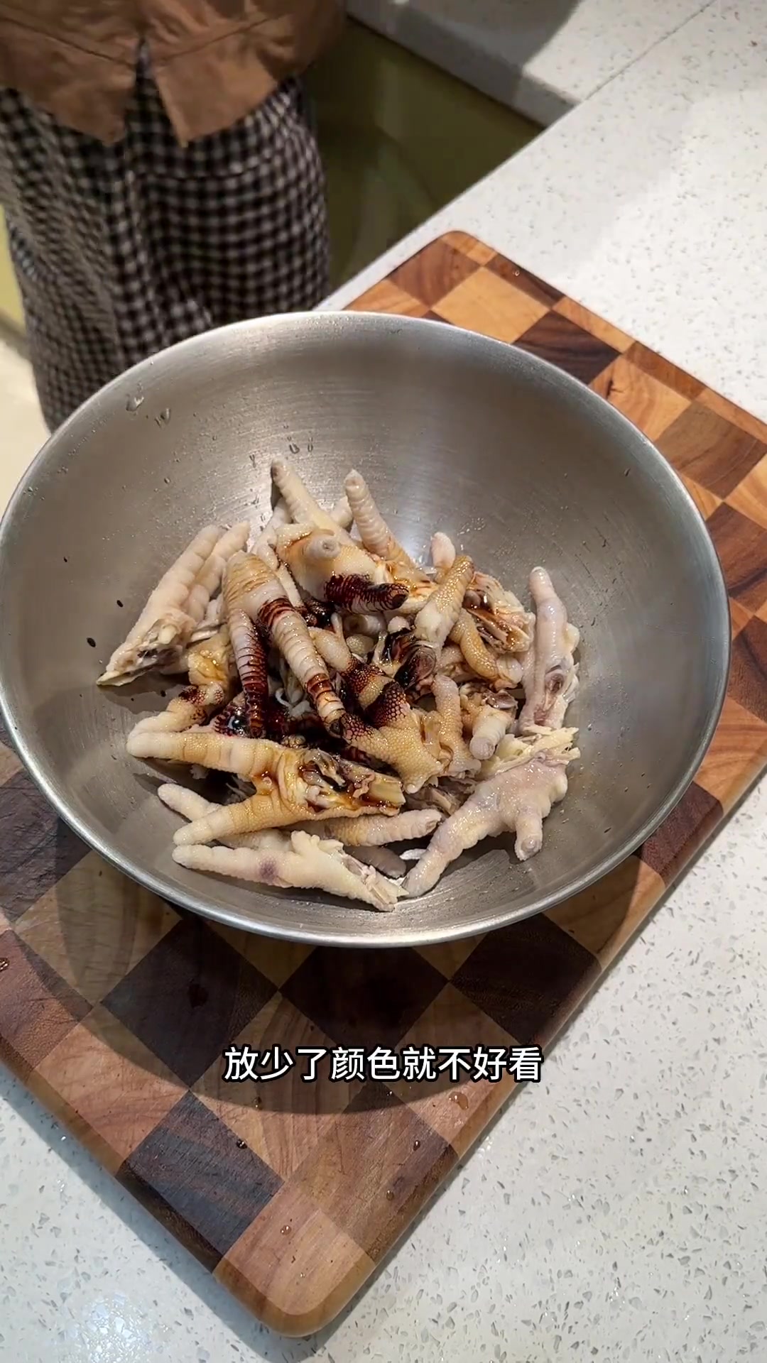 糊辣壳鸡爪超香超入味,江西胃别错过,快试试!