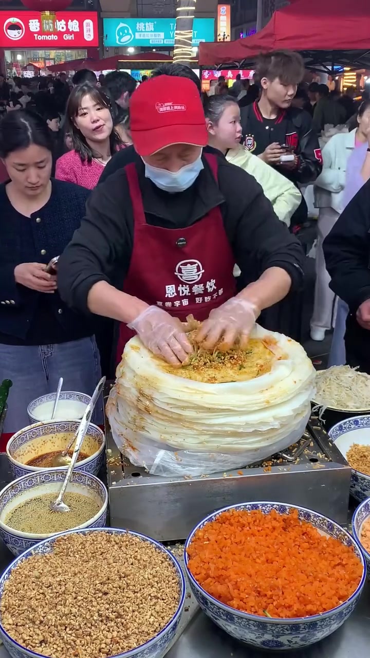 临沂特色小吃直播,喜卷卷面皮制作全过程!