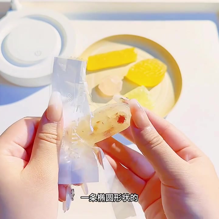 琥珀糖蘸酸奶……打开了我新世界大门哈哈哈!好好吃!爱了!