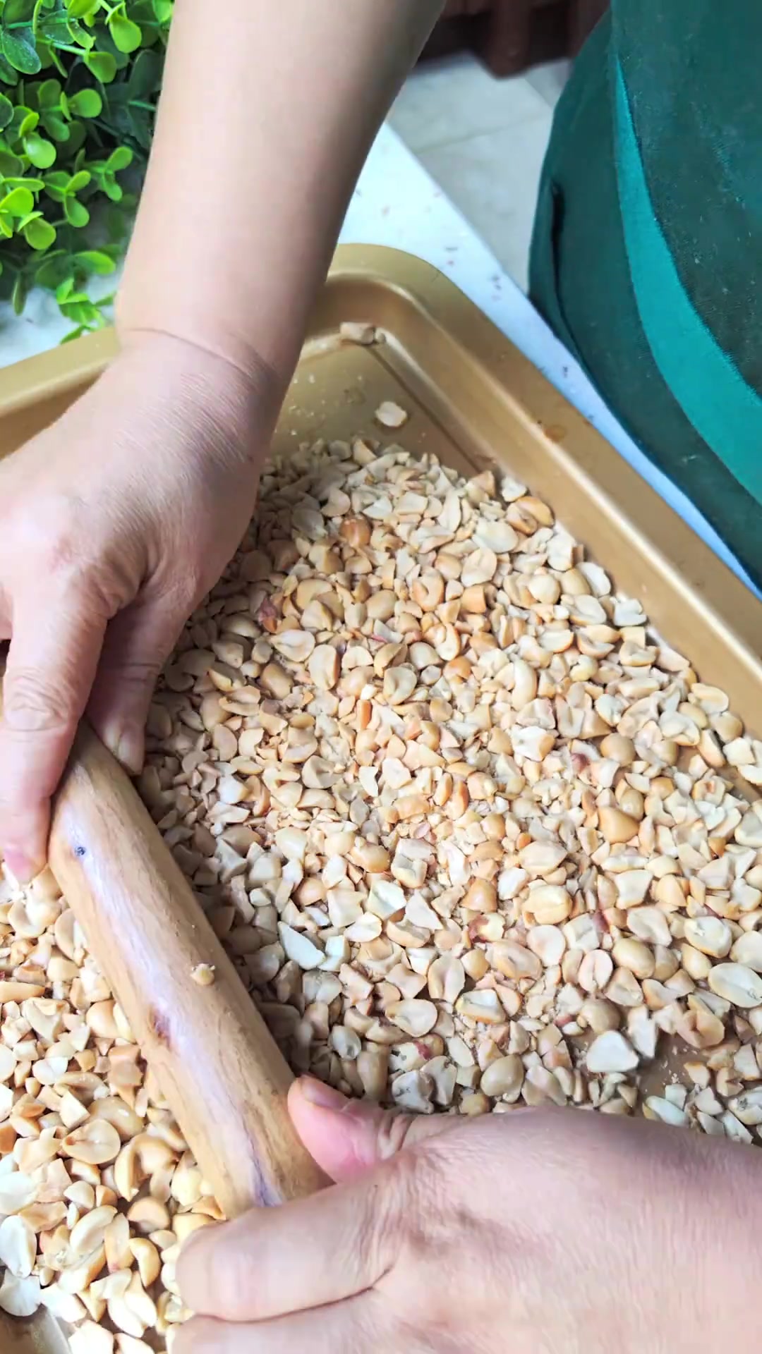 前几日芝麻糖获喜爱,今日升级芝麻核桃红枣糕超好吃