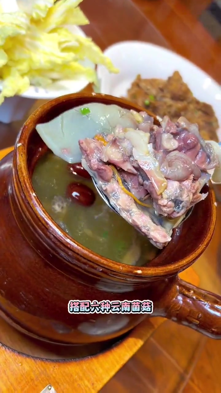 赏樱花,品甲鱼三宝,喝甲鱼汤,那叫一个虚浮!
