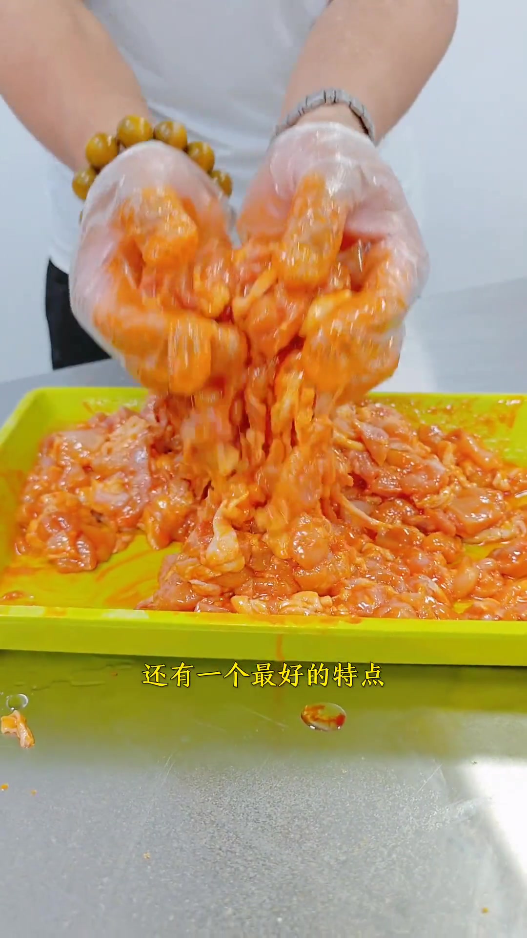 二哥教你冷冻去骨鸡腿肉爆汁鸡肉串腌制法