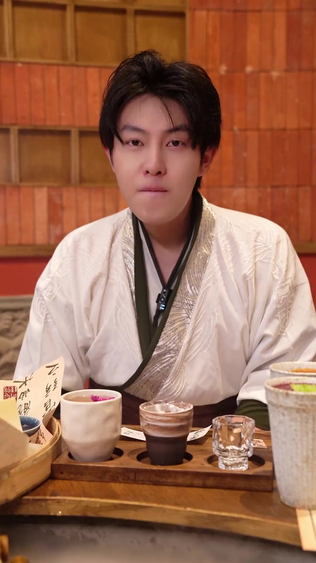 浪漫和惬意才是打开秋天的正确方式,不得不说,新中式下午茶太野了!