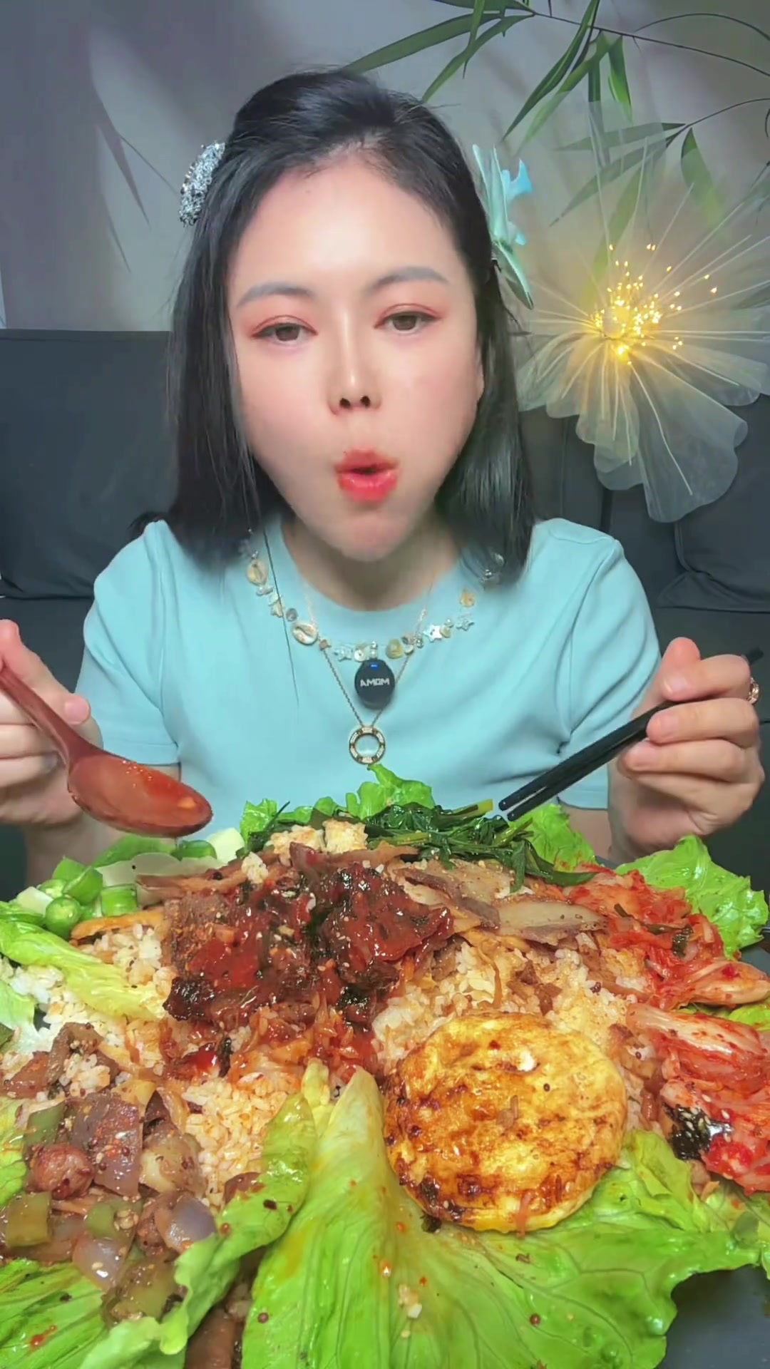 香到破屏的烤肉拌饭,滋滋冒油,美味诱人