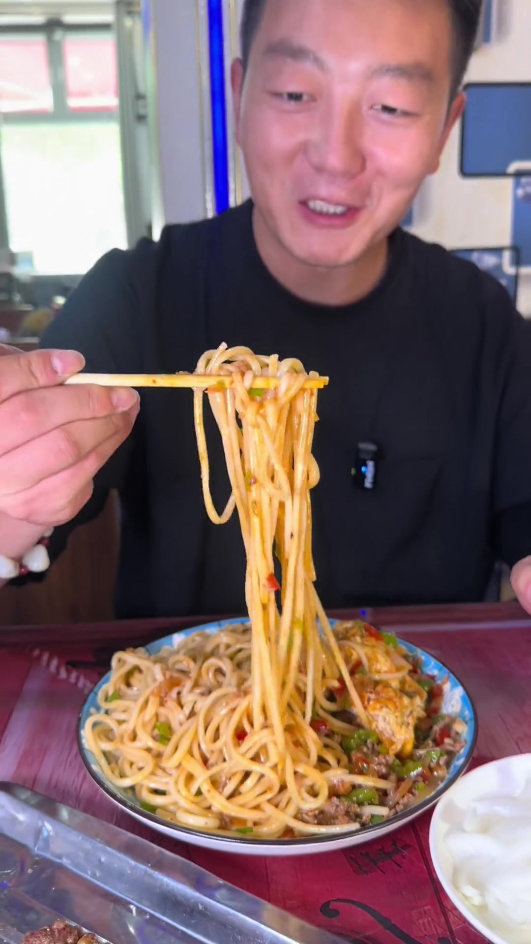 碳水快乐,喀什少有的伊犁风味碎肉拌面