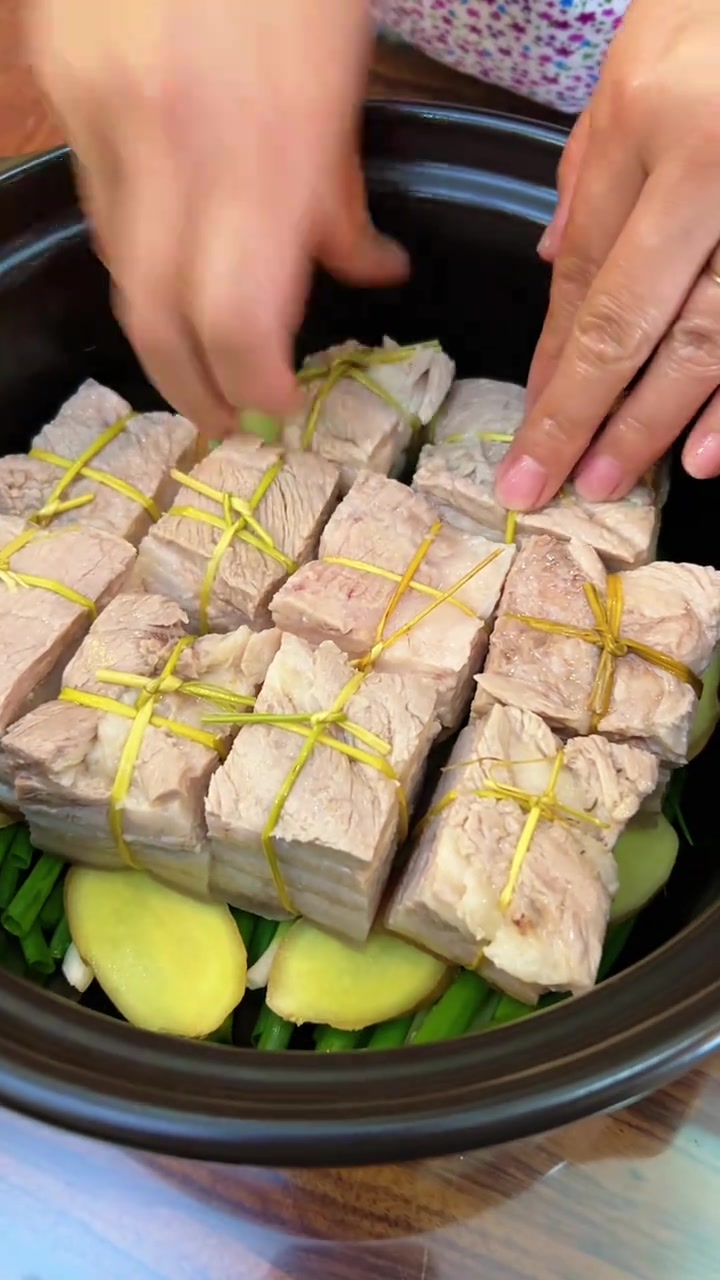 不加水不加香料的东坡肉来啦！软糯入味，入口即化，肉香四溢，真是绝了！