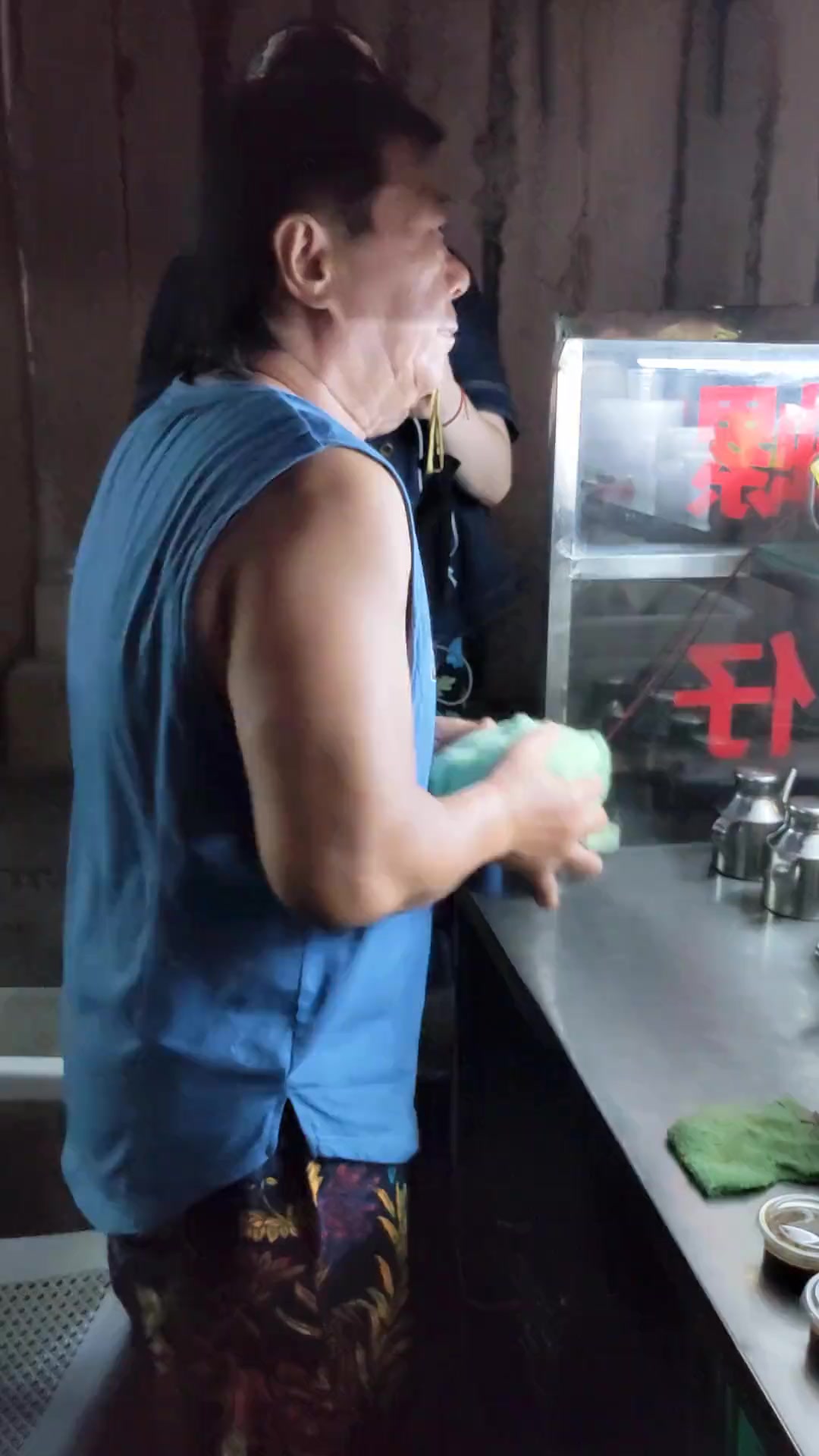 蘸石头都好吃的酱料啾啾螺和钉螺,我超爱!