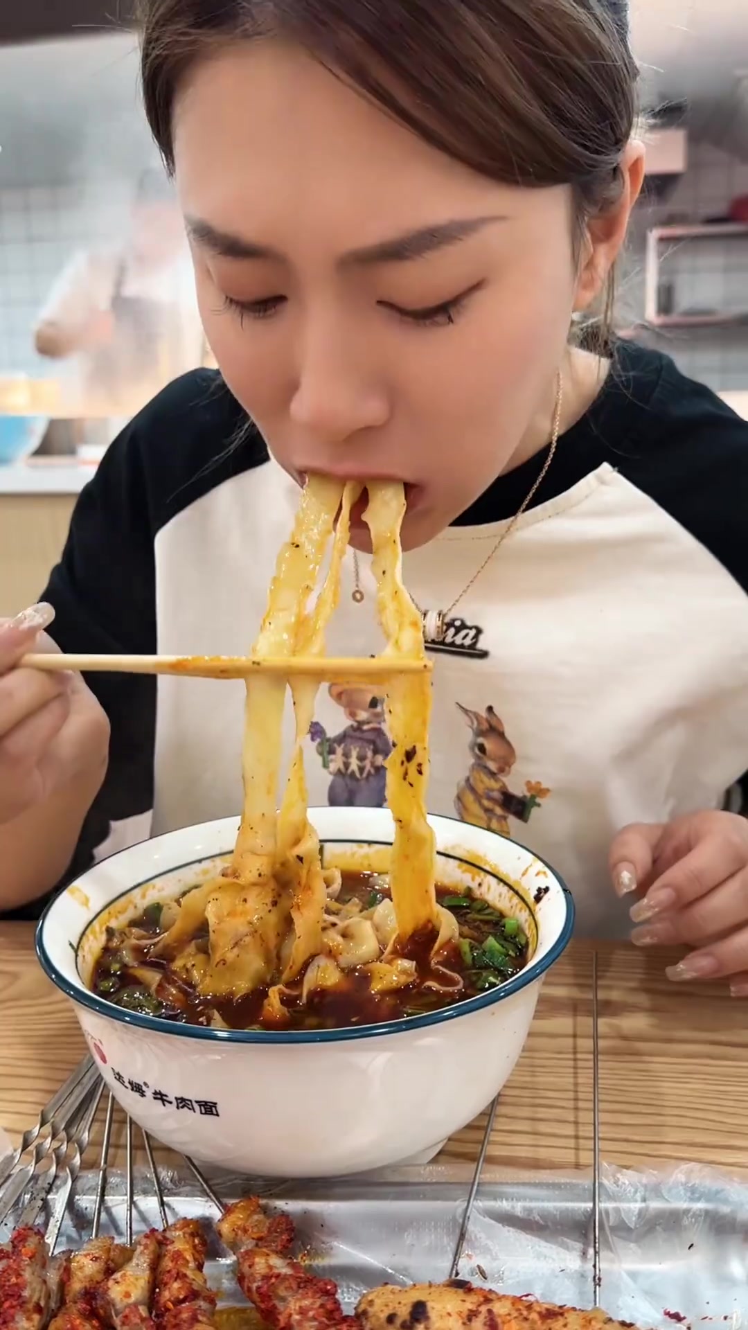 吃个兰州牛肉面,这个名字太厉害了
