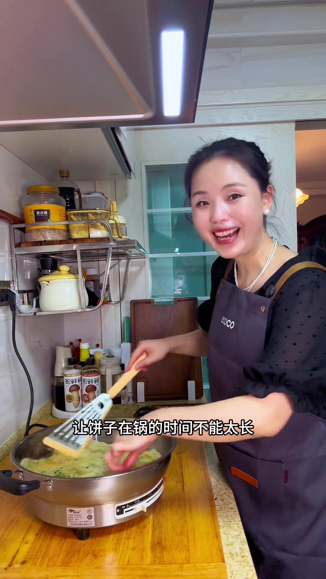 每年夏天都会炖这个海带头汤,特别鲜,大家天热也不要贪凉哦