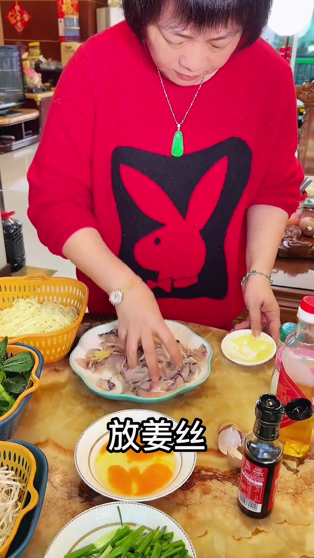 连小女生都能吃三碗的炒面菜心鱼片炒面做法