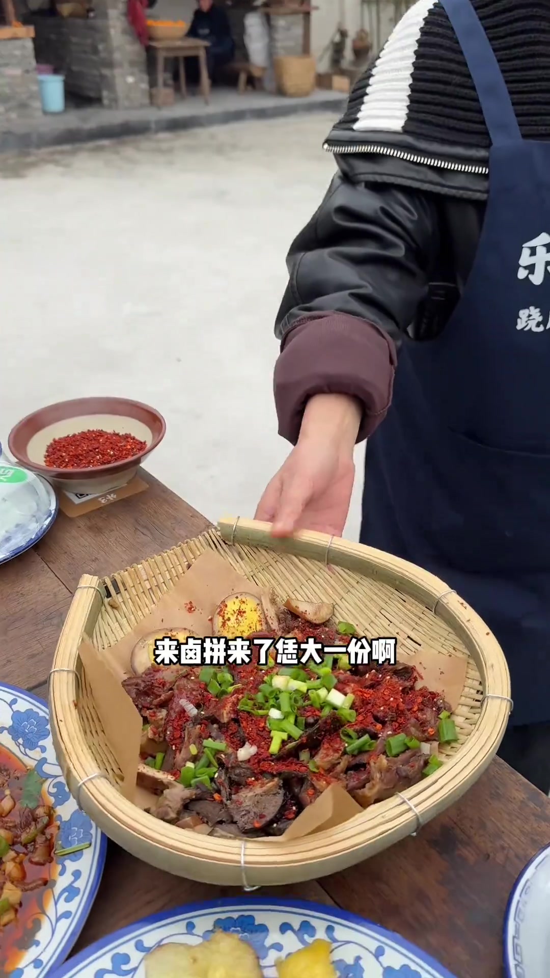 乐山苏稽吃跷脚牛肉不愧是跷脚发源地