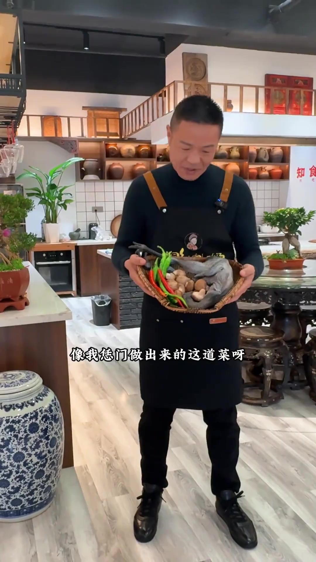 救老官带来金洋鸡,分享黄门酱香鸡做法