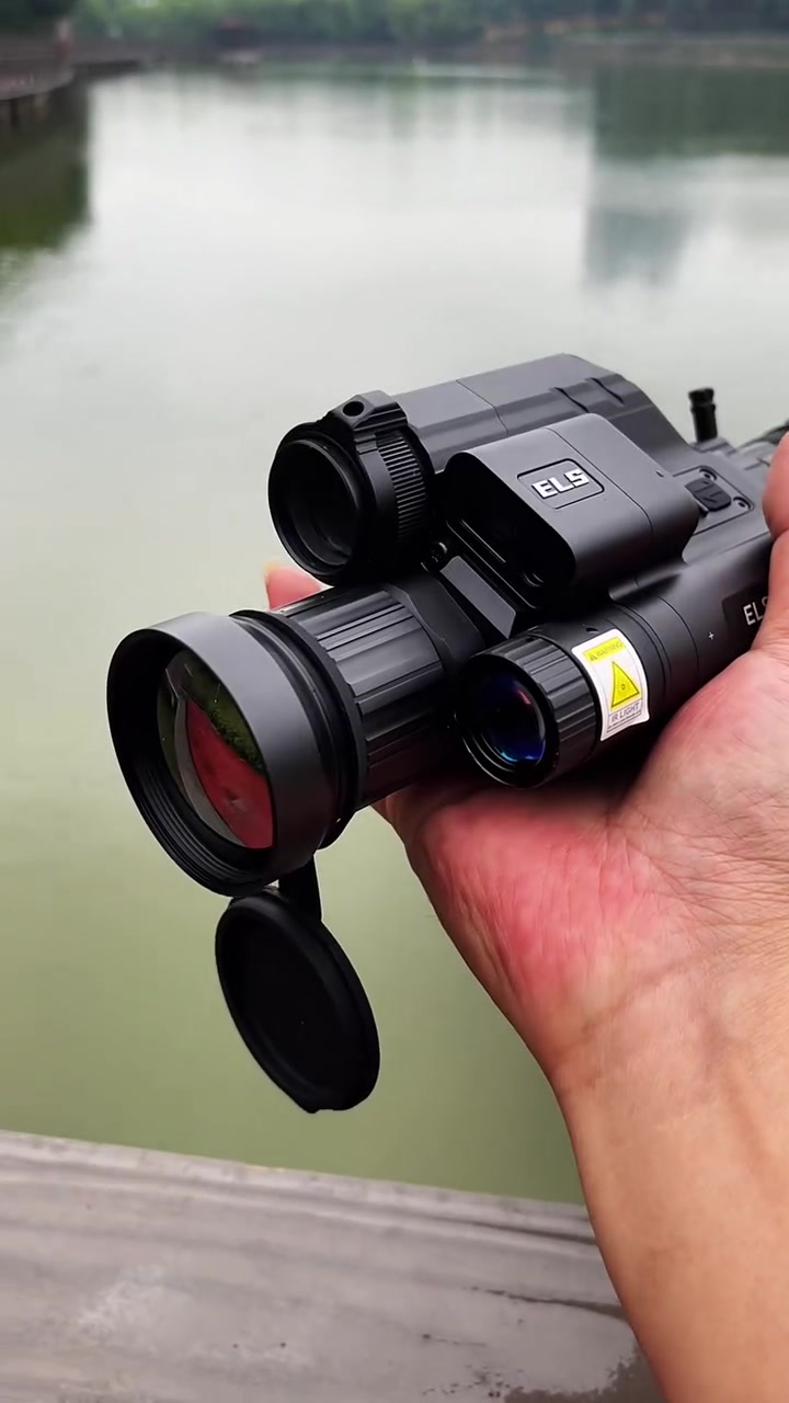 红外夜视仪热成像可以看到水里的鱼吗?阿肯二郎神现场验证 黑科技 户外 军迷