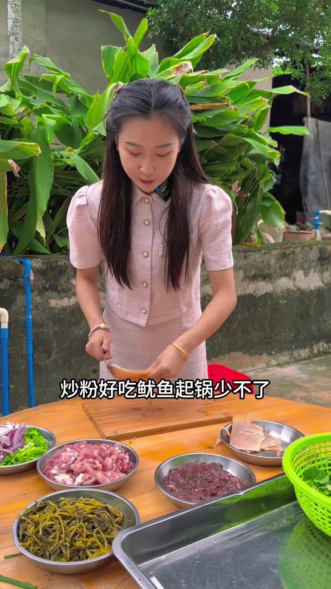 海南炒粉有干炒和湿炒，是我离不开的家乡味，你爱哪种？