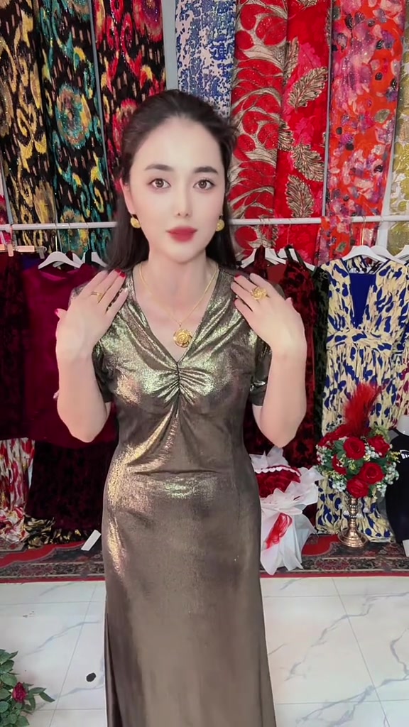 库尔勒,花瓣手指服装设计工作室,打造独特创意服饰