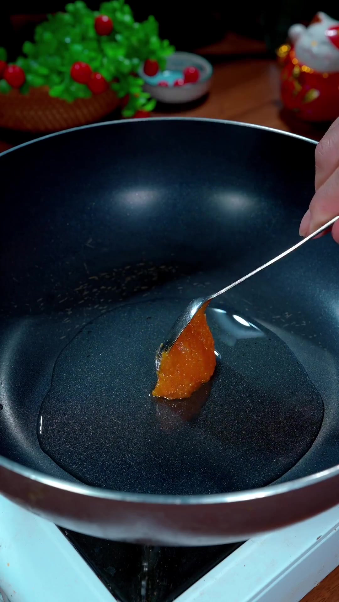 勤快妈妈每周必做虾仁烩豆腐,营养美味做法超简单