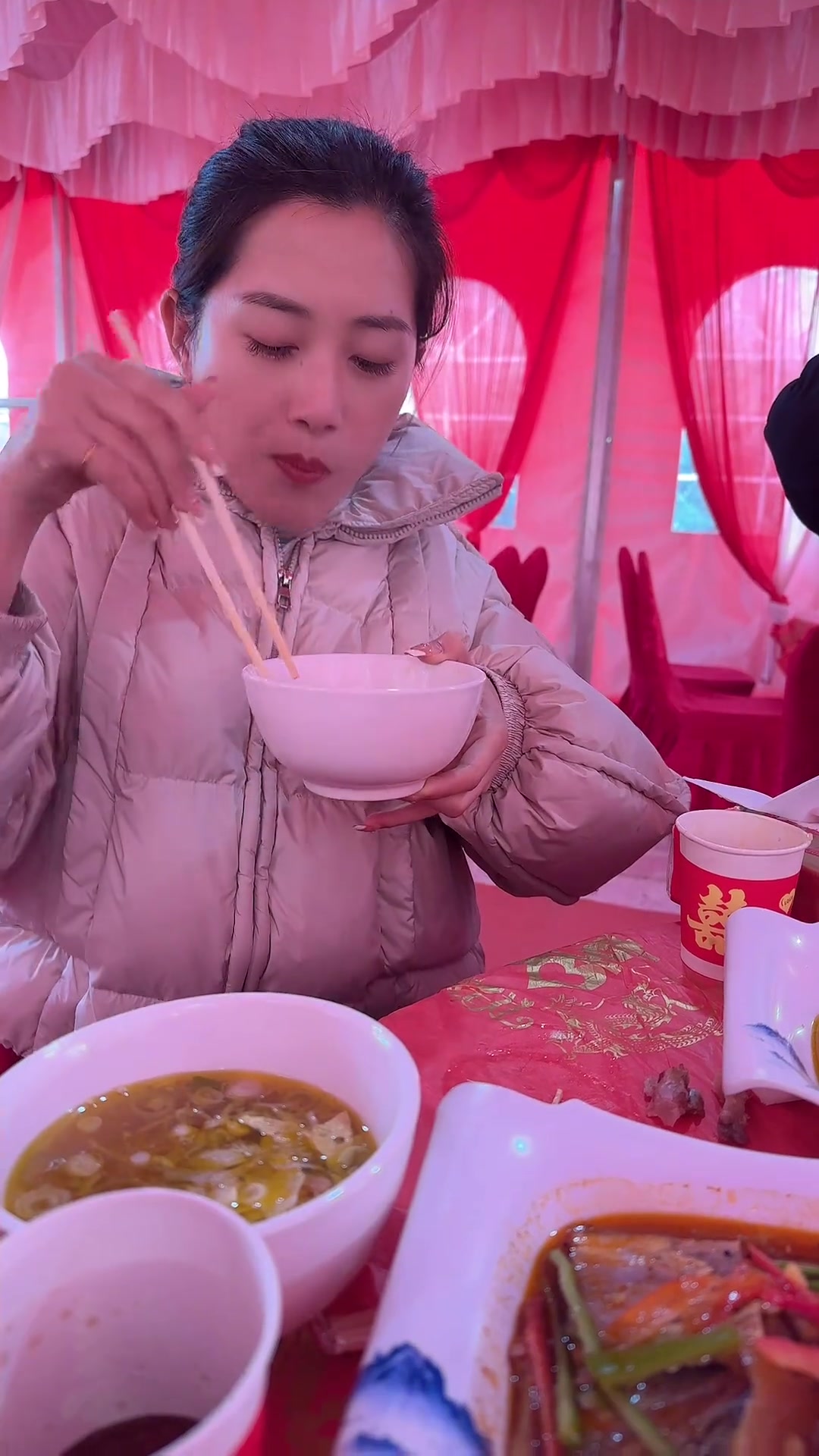 挣不挣钱无所谓,主要是我爱吃乾县浇汤面