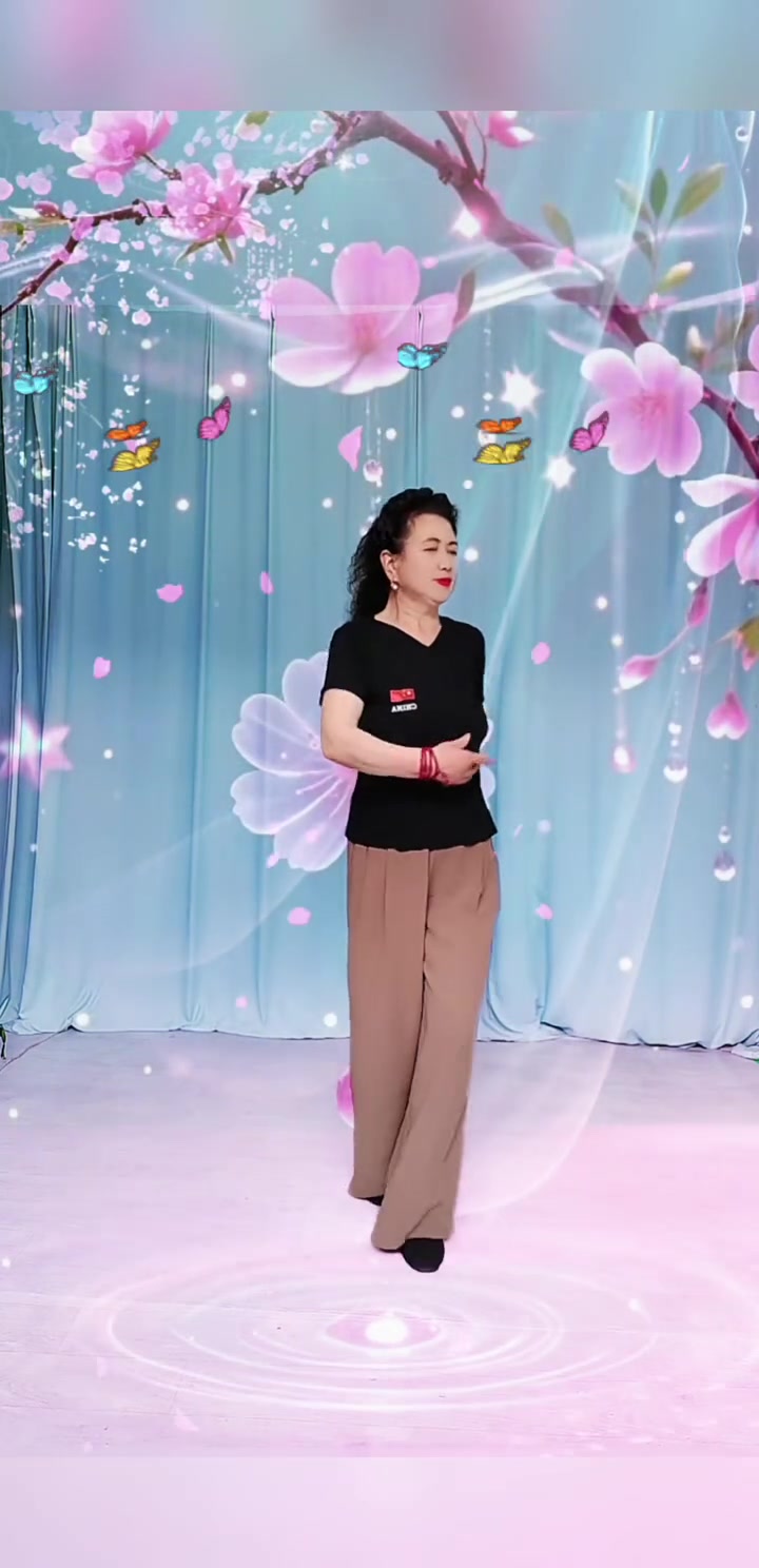 简单好看舞《蝶恋花》