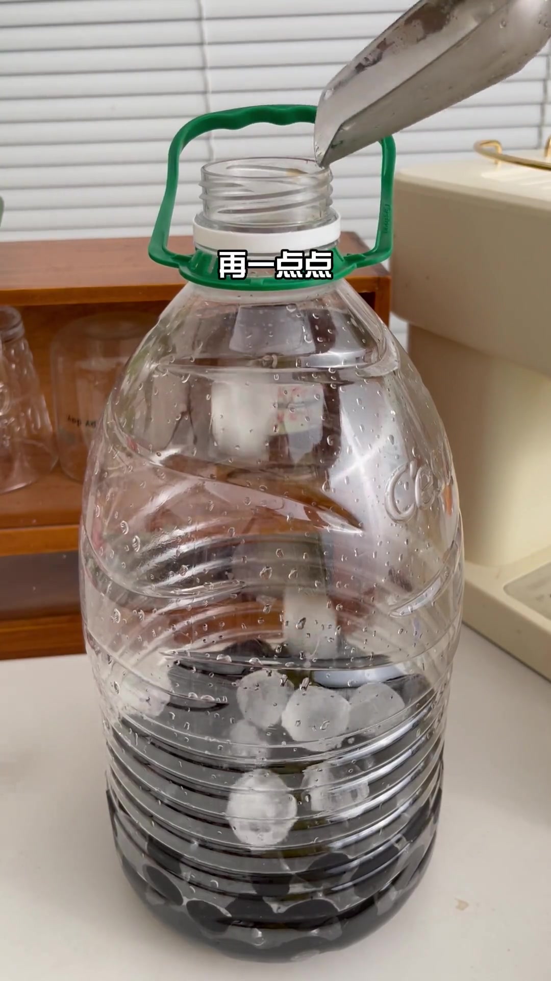 超超超大桶伯牙绝弦珍珠奶茶,也太过瘾了!