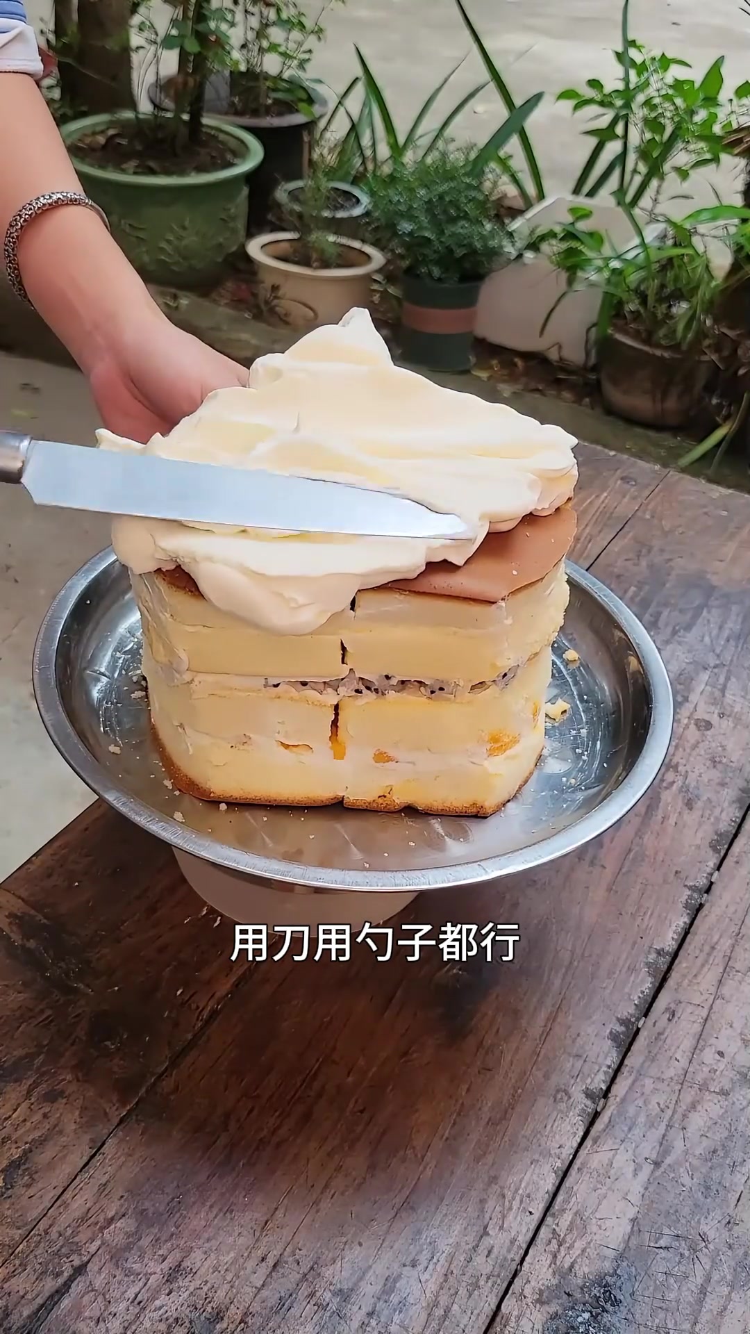 想吃蛋糕自己做！没工具烤箱，也能做出美味蛋糕！
