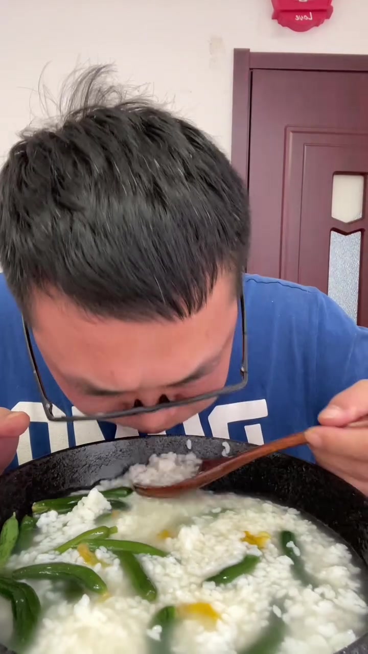 虾油小黄瓜，万万没想到，这么咸，根本吃不完！