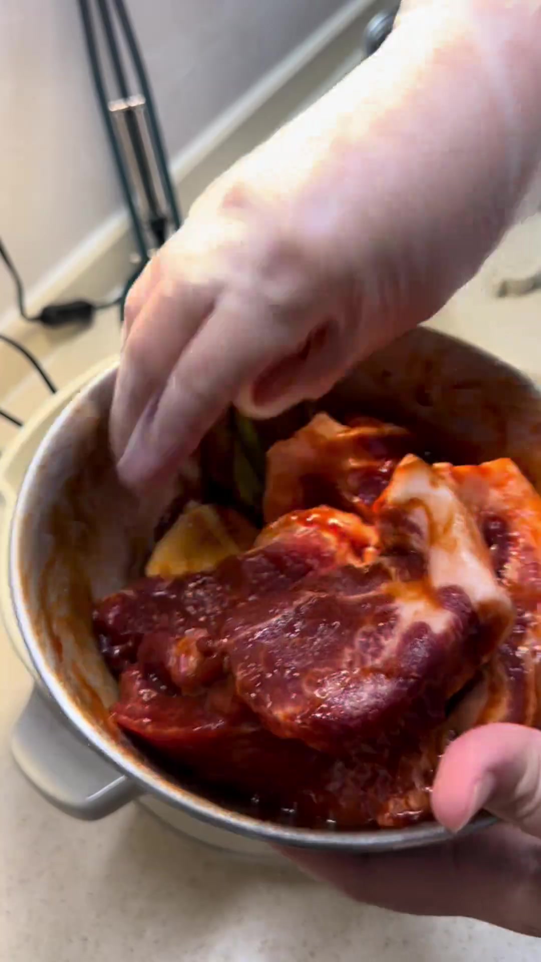叉烧肉配大米饭简直太香了呢做法简单的很电饭锅就能做呢