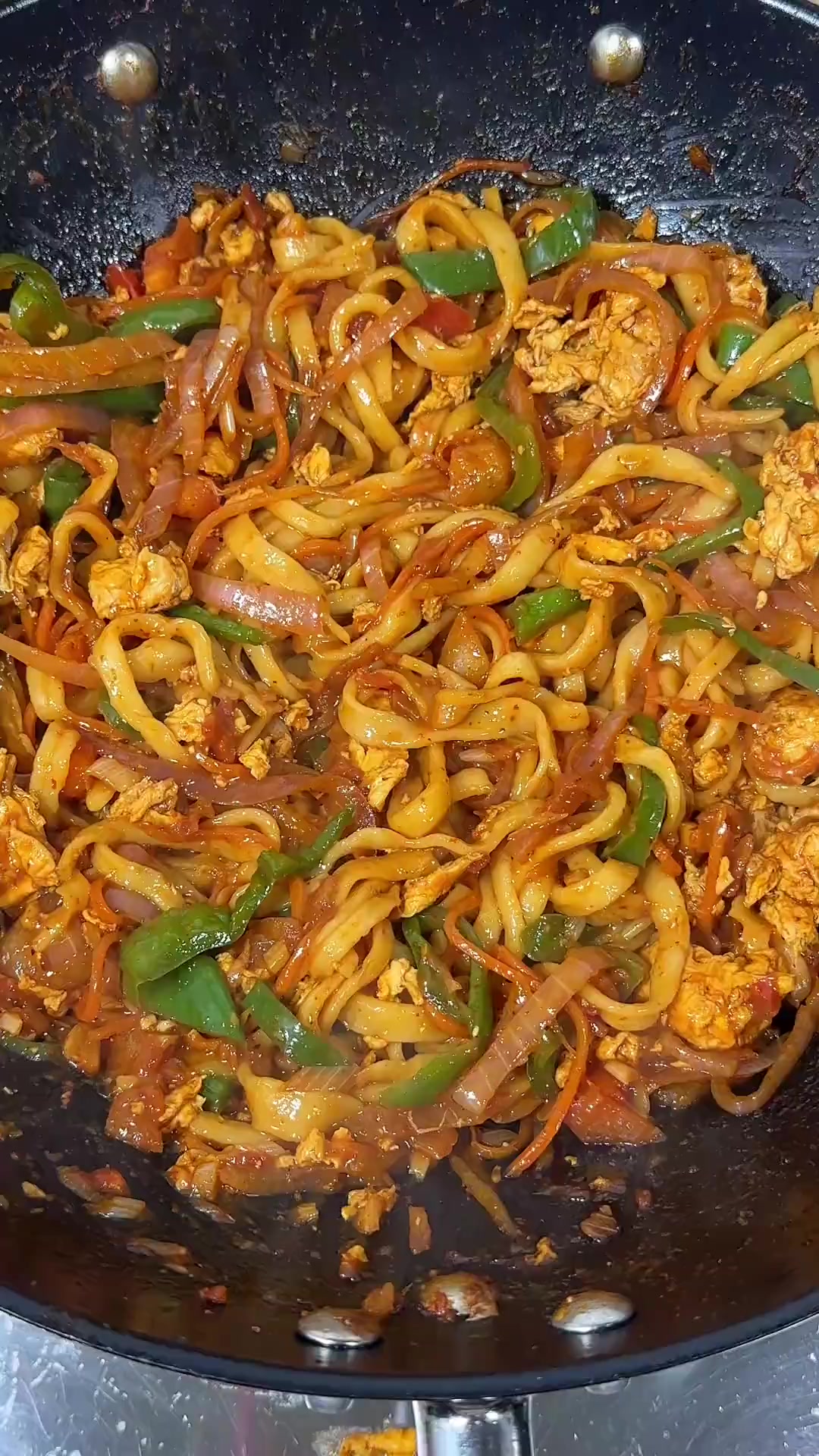 催爆的素炒拉条子教程来啦!面条Q弹,酱汁超香,速学～