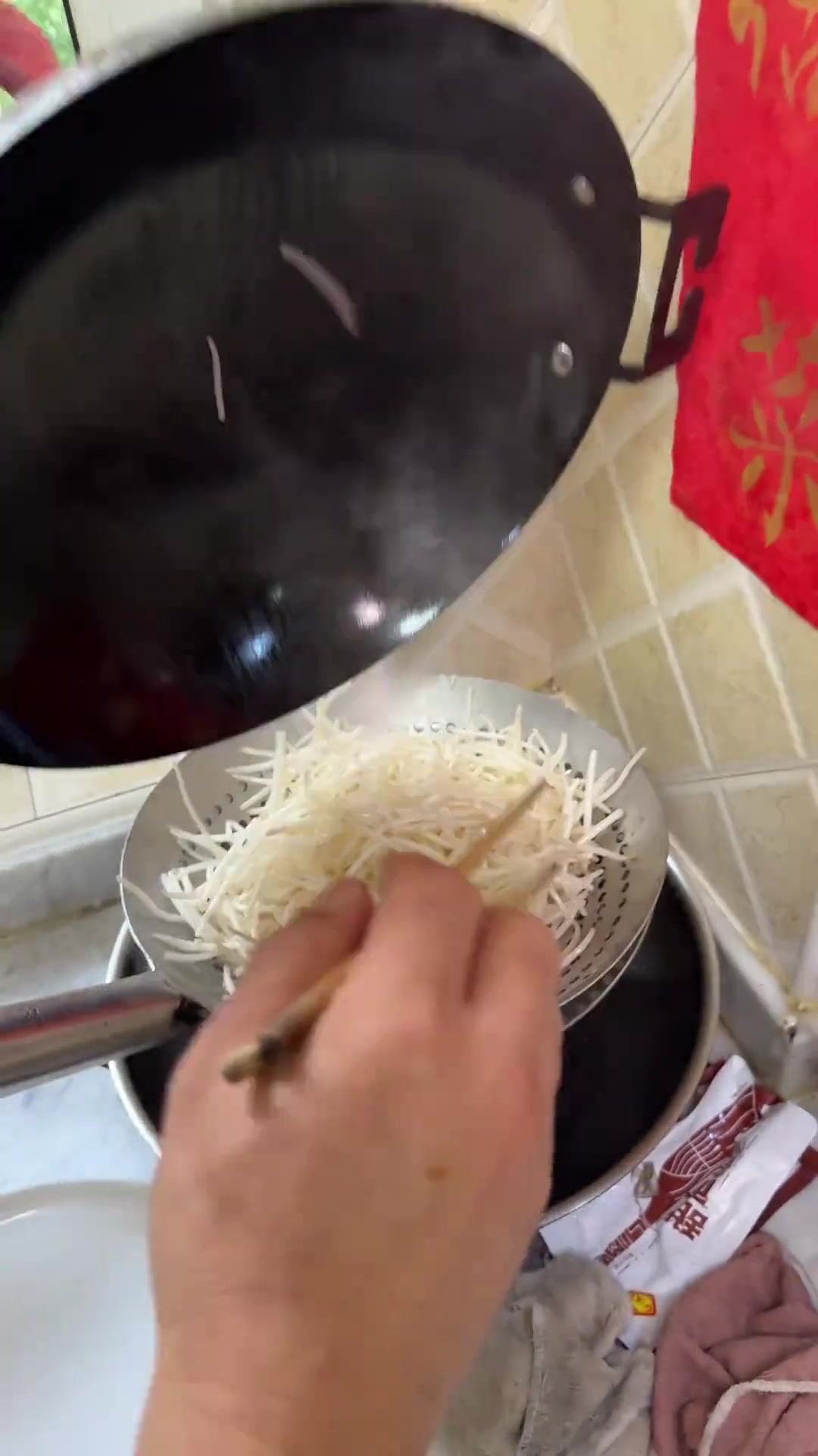 肉丝炒豆芽做法超详细