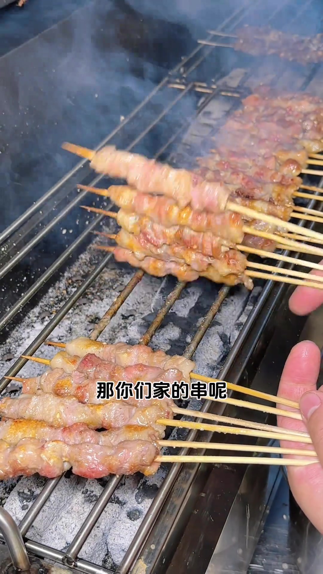 成都西门居然藏了一家超地道的蒙古烤肉,而且都开了八年了,羊腰子简直绝了,现在98就有双人餐
