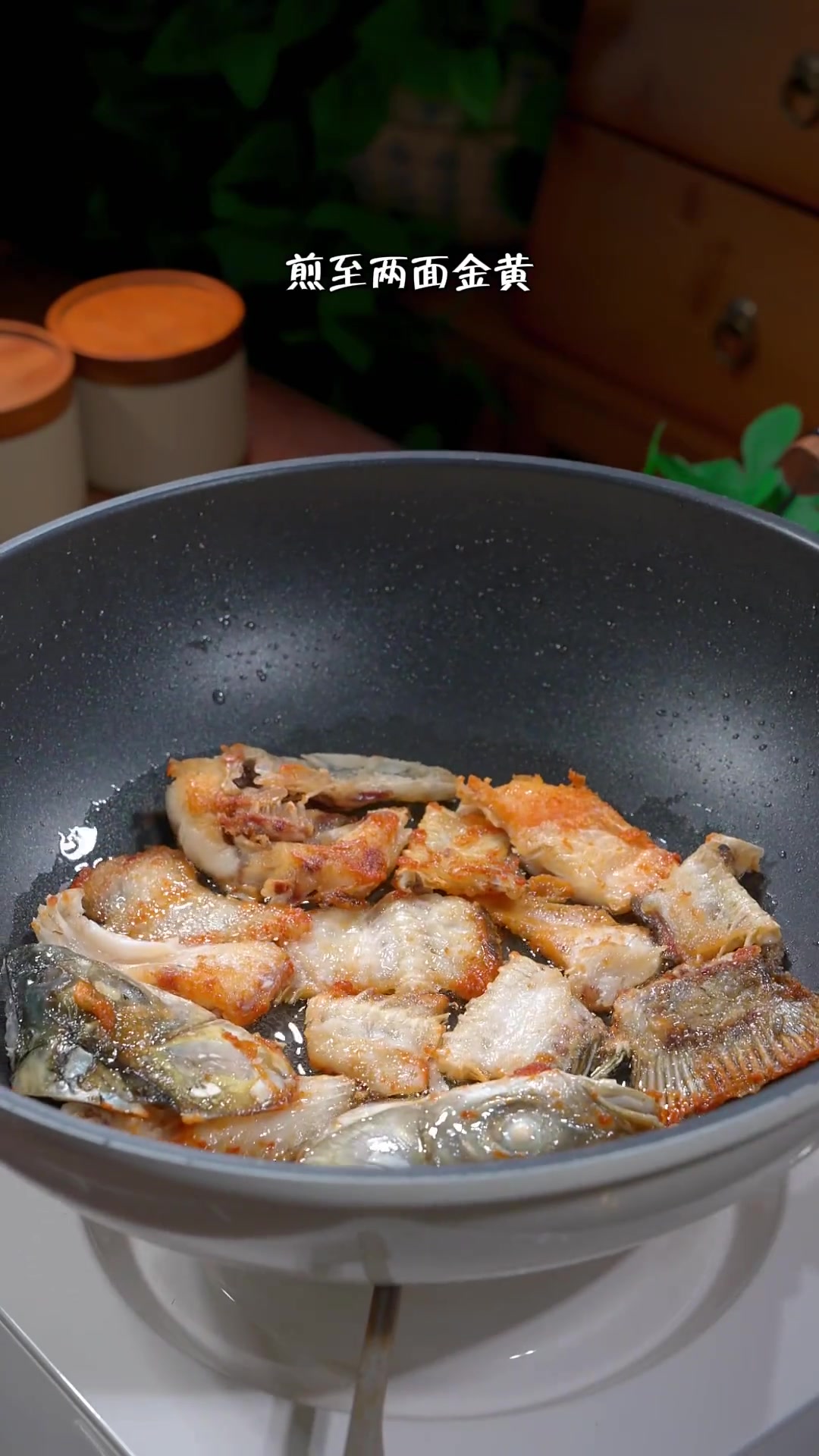 想吃金汤酸菜鱼?别去饭店,在家做超简单,比饭店还好吃!
