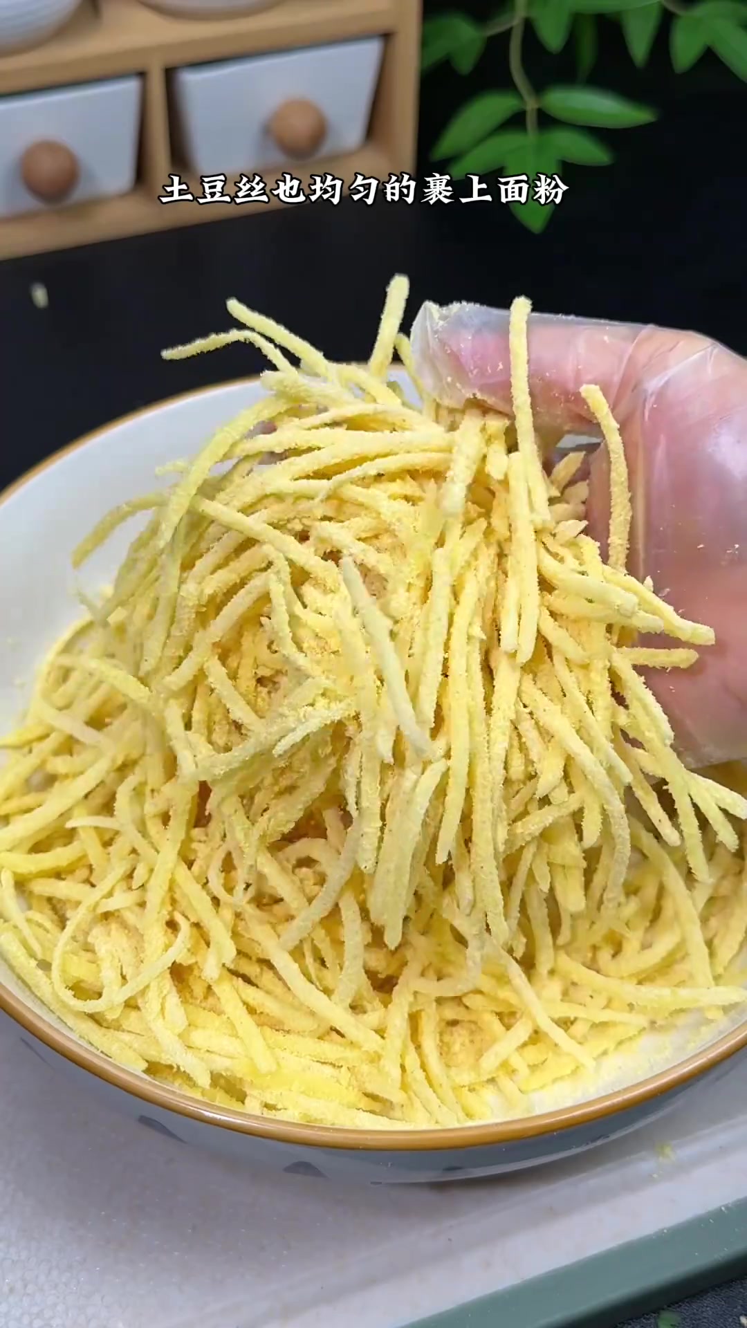 春天正是吃蒸菜的季节,北方传统美食蒸菜,营养健康,全家人都爱吃