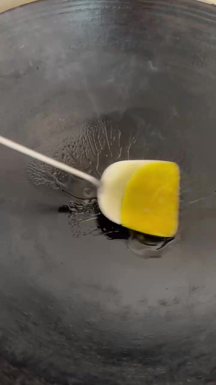 鲜香咸鸭胗,清爽炒毛豆!