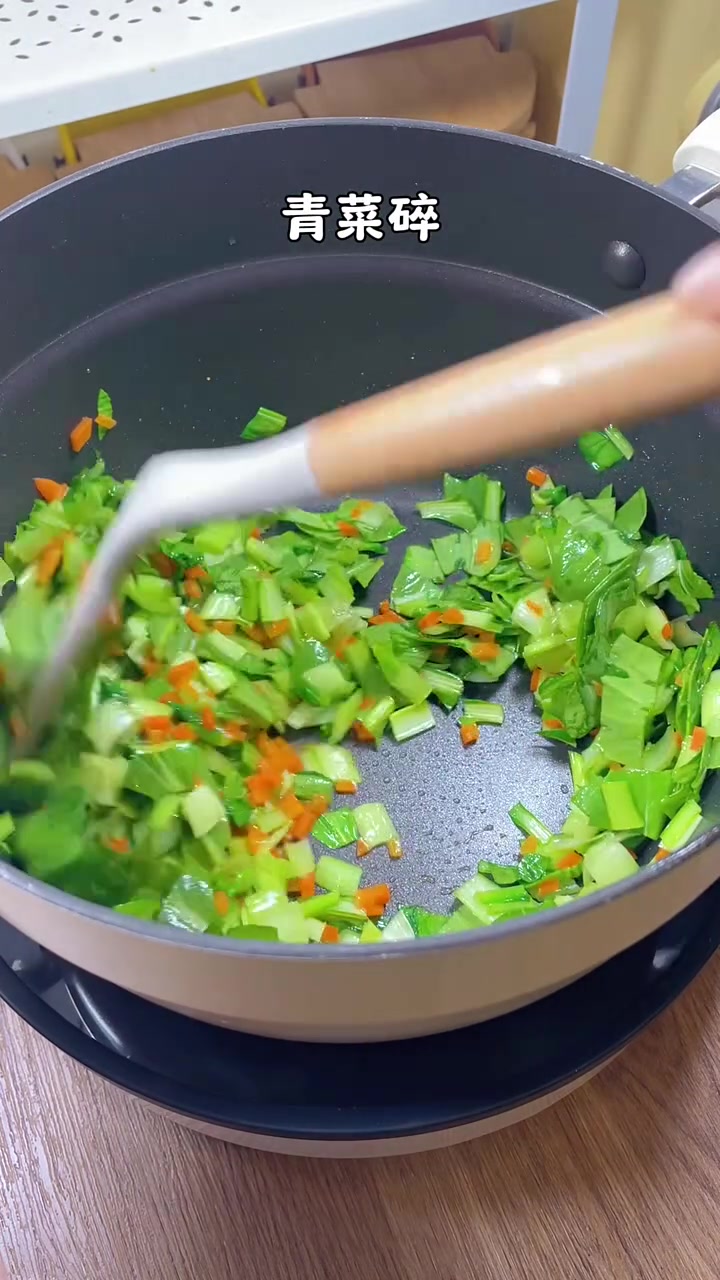 小朋友营养餐100天不重样今日食谱:蔬菜瘦肉粥。别再给孩子一直喝白粥啦,做成这样的瘦肉粥宝