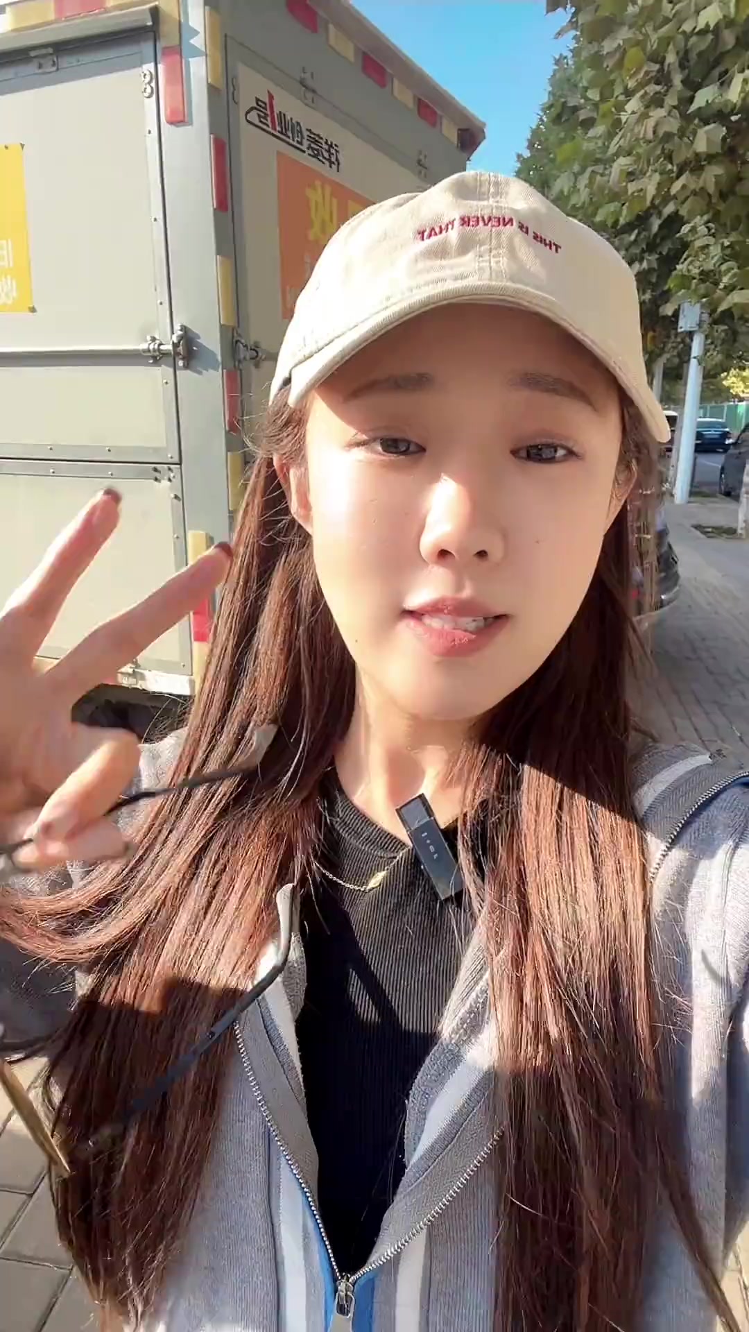 东北人品尝河南早餐!你嘴馋了没?