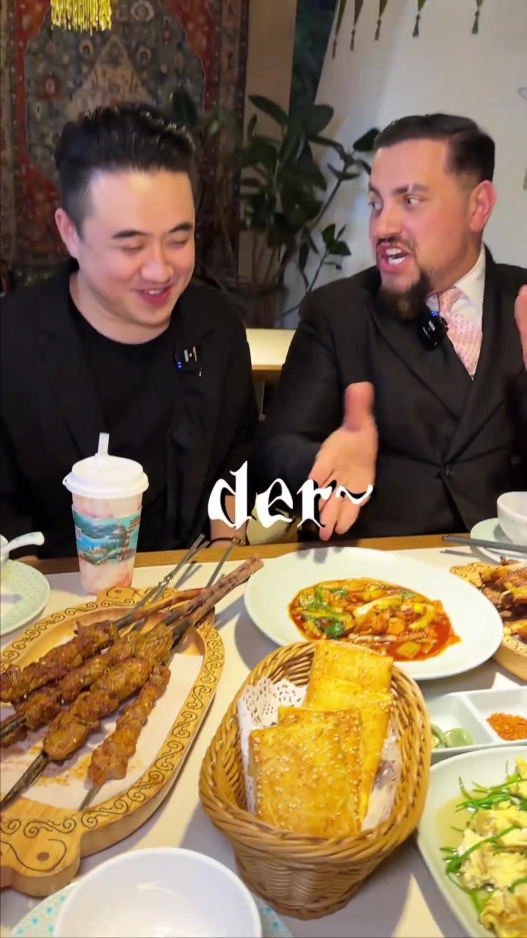 第一次有粉丝来深圳找我吃饭,还是新疆人,太感动了带他吃了家我觉得不错的新疆菜!