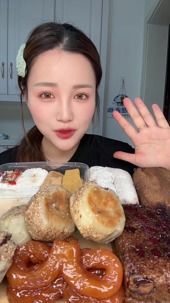 炫老回回糕点,品尝京八件,甜食美味