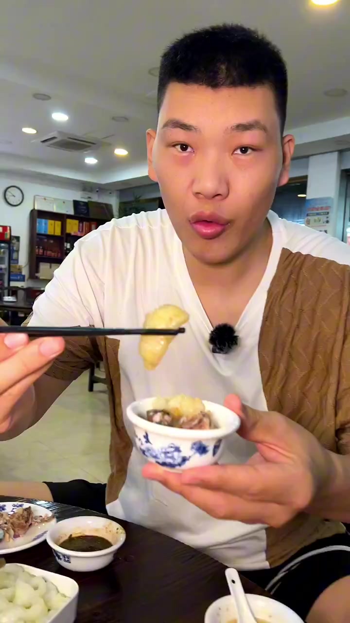 广州番禺寻佛跳墙,看看这锅海货味道咋样